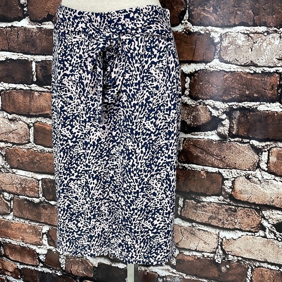 14th & Union Skirt Pink Blue Pencil Tie Split Front Size Medium - Picture 13 of 13